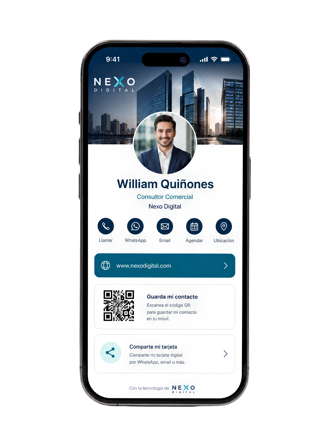 Ejemplo de tarjeta digital profesional mostrada en un smartphone